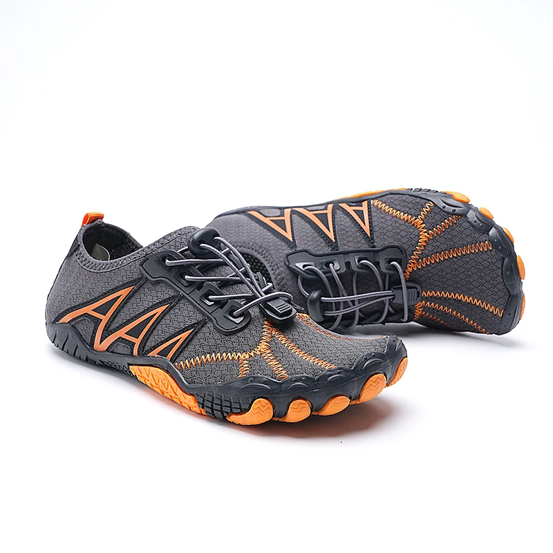 Chaussures d'eau coordonnantes - Sports Equipment Resale avis et prix